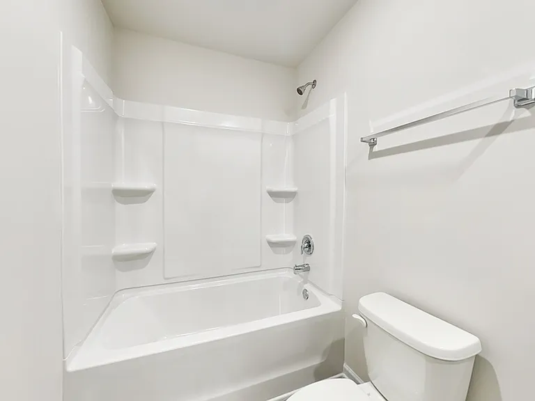 127 Avondale Blvd — Photo 14