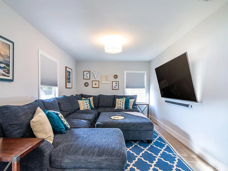 3820 Clark Ave — Photo 15