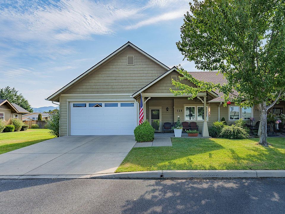 1st image of 725 SW Kinsington Ct