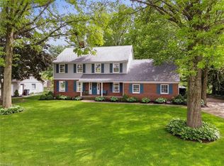 203 Brookpark Dr, Canfield, OH 44406