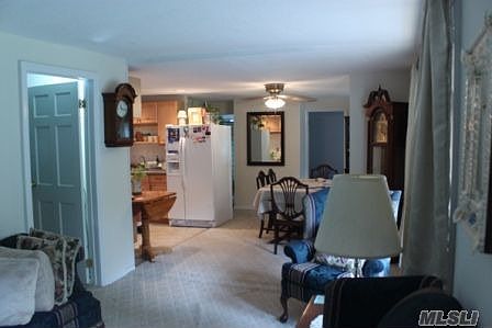 4th image of 15 Cedar St