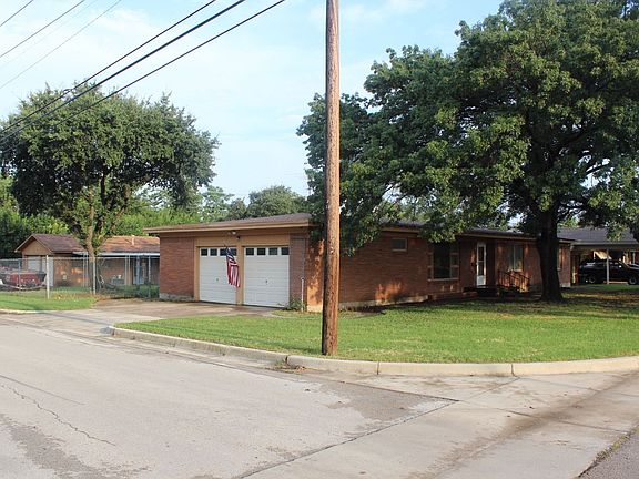 3rd image of 3628 Scranton Dr