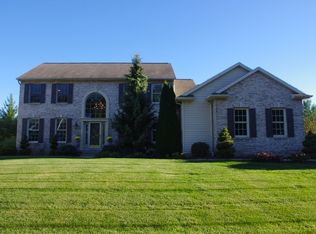 3381 Canopy Dr, Dewitt, MI 48820