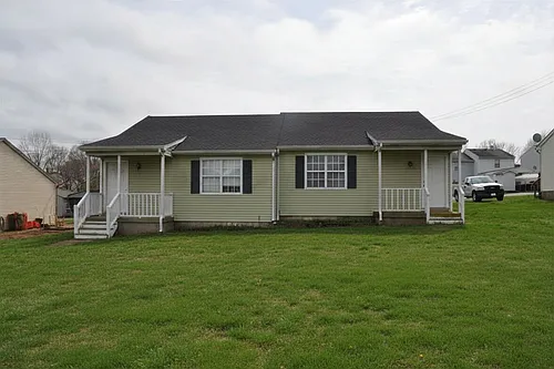118 Lower Stone Ave #B Photo 1 118 Lower Stone Ave #B Photo 1