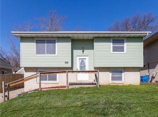 5416 SW 7th St, Des Moines, IA 50315