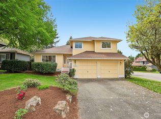 15601 160th Court SE, Renton, WA 98058