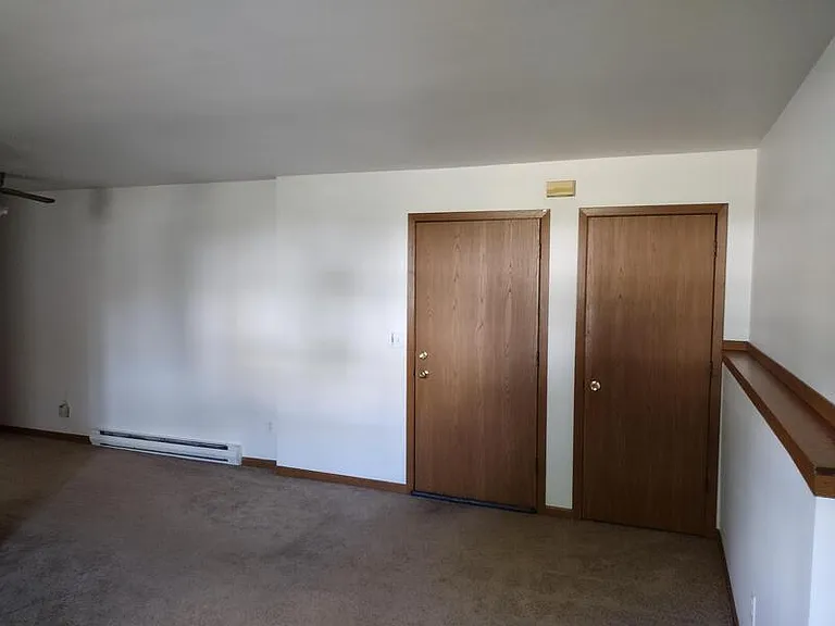 1103 Arthur Ave — Photo 24