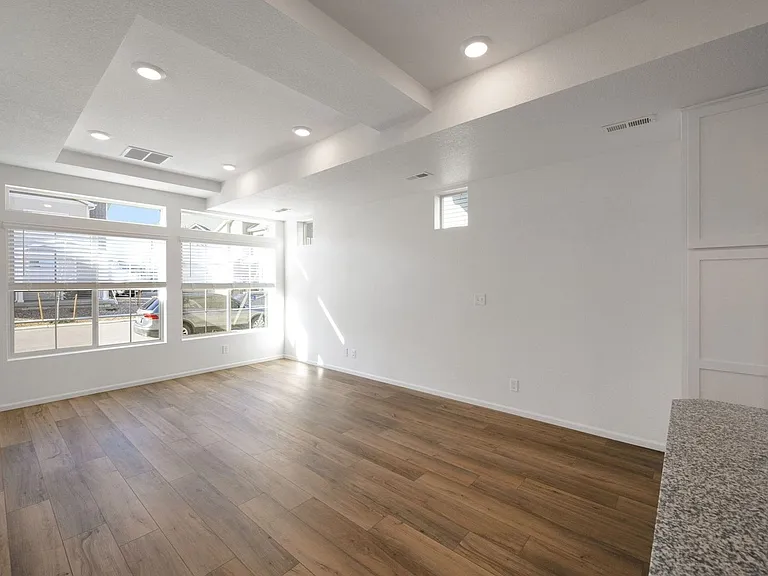16131 E 111th Dr — Photo 12