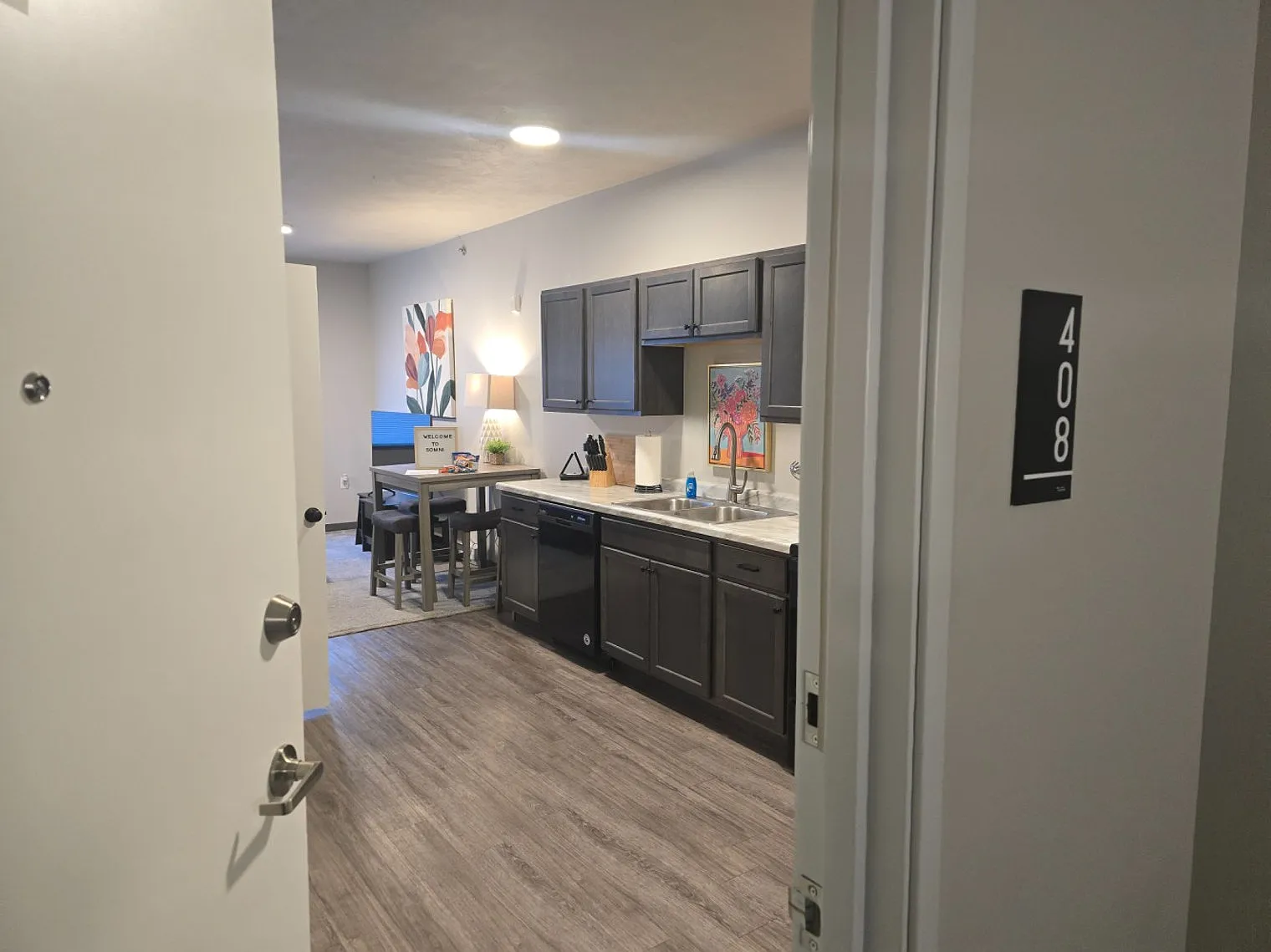Studio, 1.0 bath, $2,640 — Photo 3