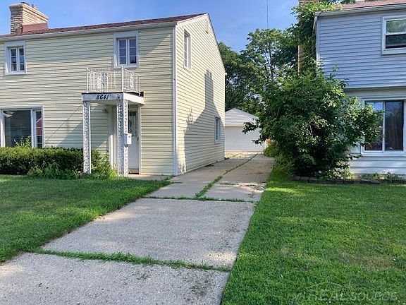 4th image of 8641 Harding Ave