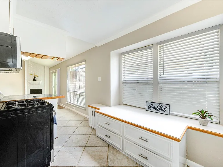 5255 Beaverbrook Dr — Photo 36
