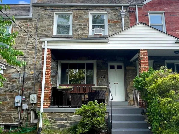 907 Perry Pl NE, Washington, DC 20017