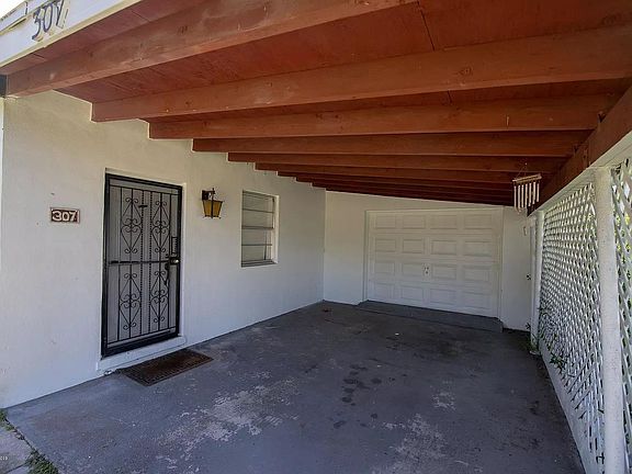 4th image of 307 W University Blvd