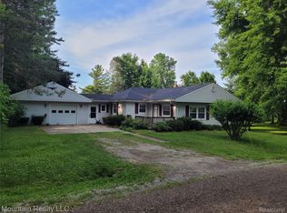 7165 Park Ave, Lexington, MI 48450