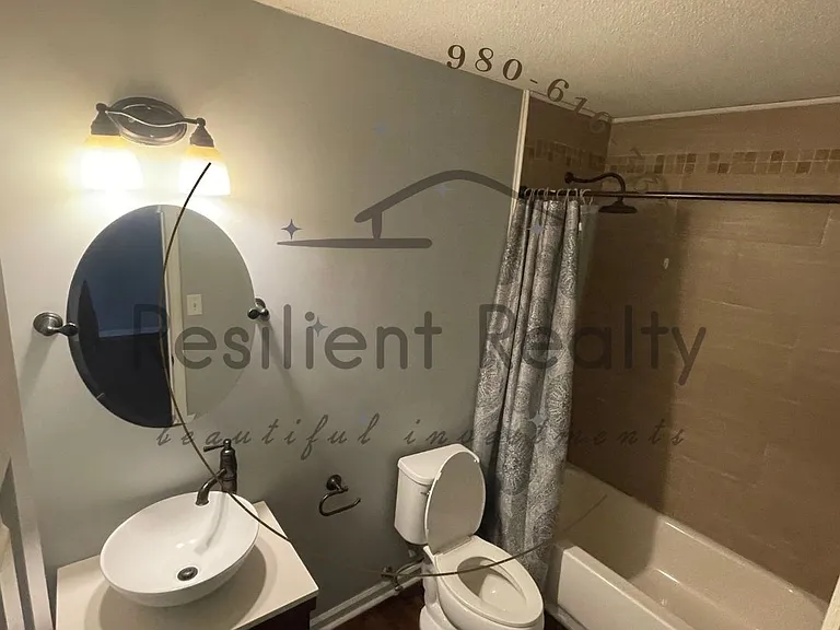 106 Wilshire Ave SW #1 — Photo 13