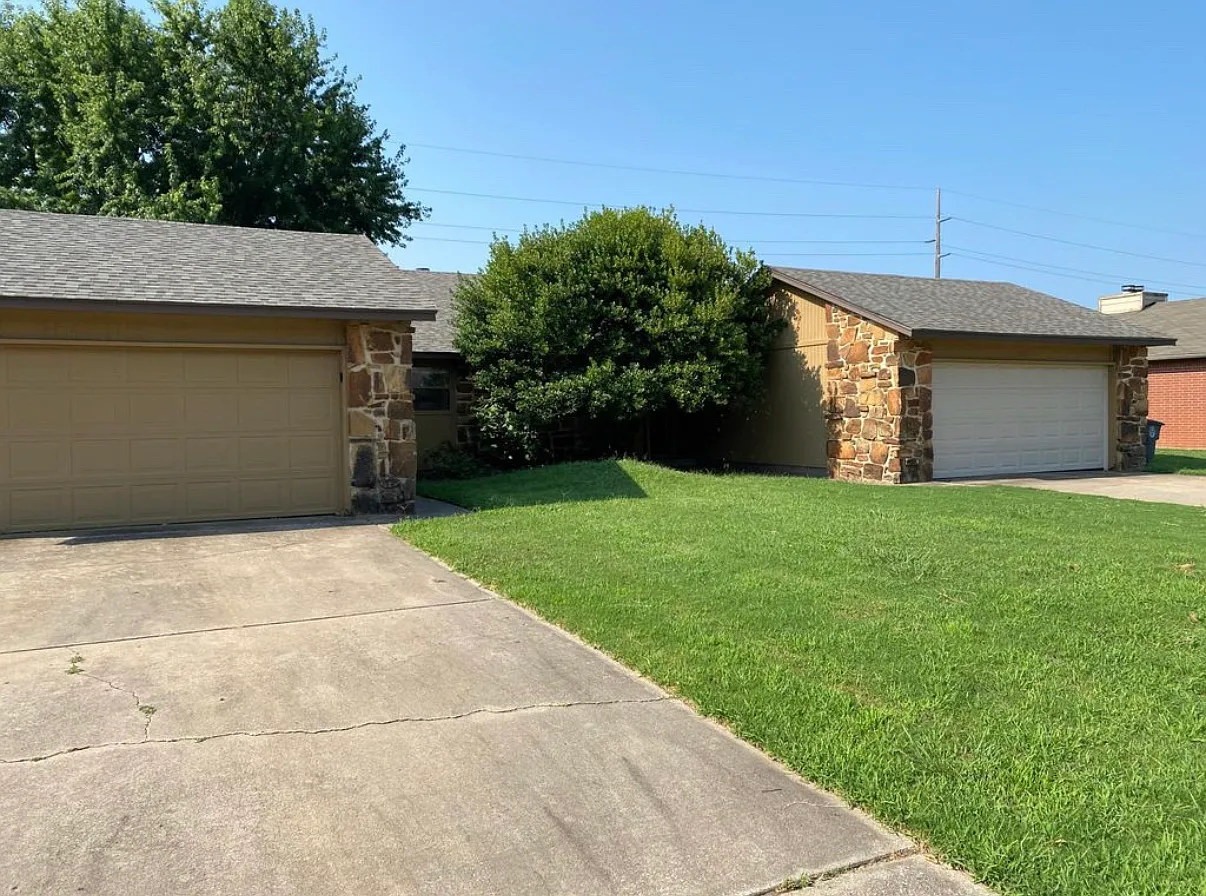 3 bed, 1150 sqft, $1,650 — Photo 3