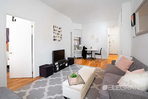 Rented by (Legacy) Elegran | media 20