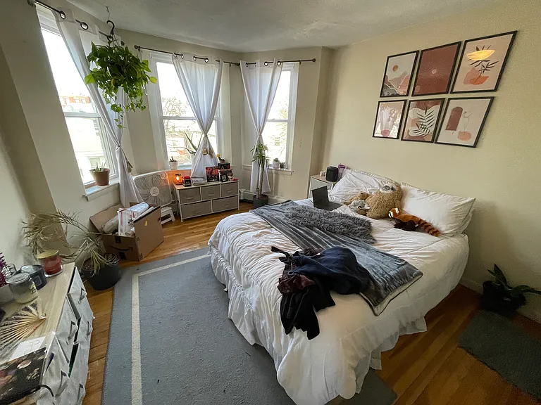 17-32 Chester st units — Photo 12