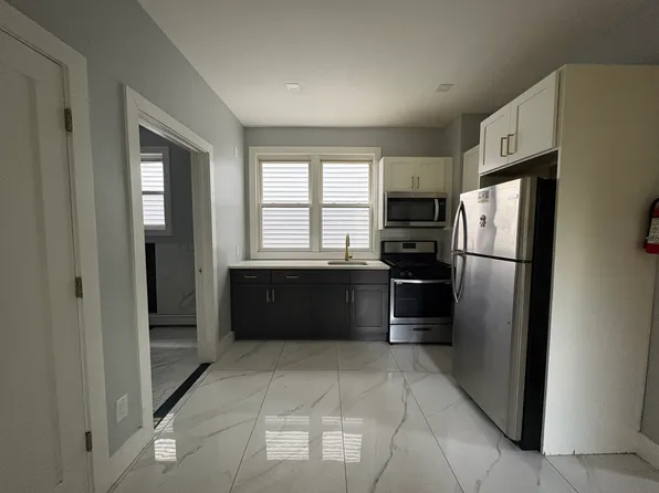 85 West 25th Street image 3 of 9