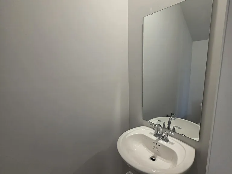 421 Sea Breeze Way — Photo 5