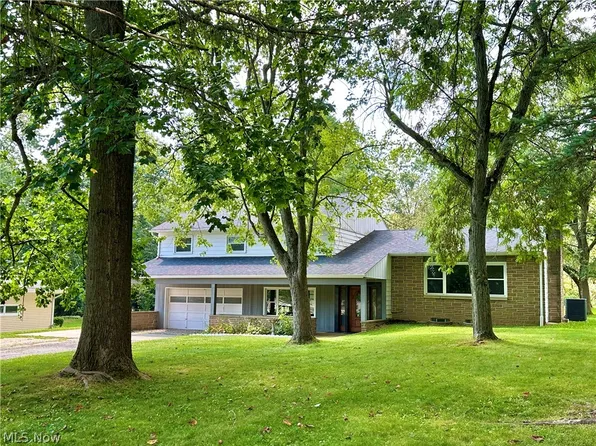 797 Atwood Dr, Tallmadge, OH 44278