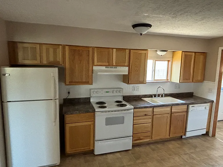 1002 Gurley Ave — Photo 7