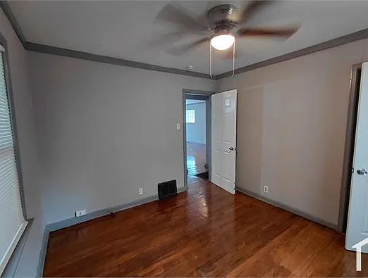 4420 June Ave — Photo 4