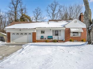 369 Southeast Ave, Tallmadge, OH