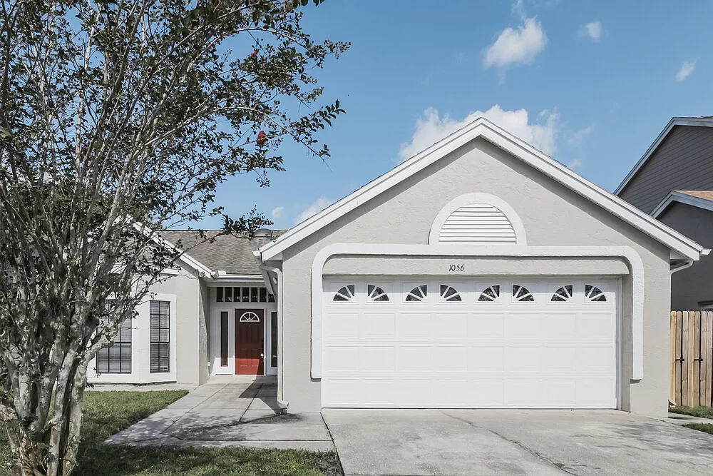 3 bed, 2.0 bath, 1625 sqft, $3,520 — Photo 1