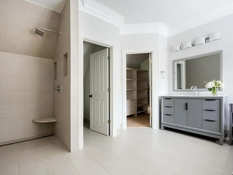 988 Carmel Ave NE #A — Photo 31