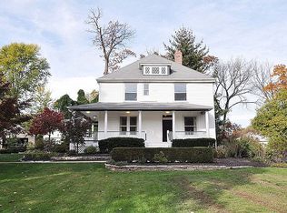 17 Jefferson Rd, Saint Louis, MO 63119