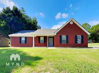 301 Lacebark Ln, Hampton, GA 30228