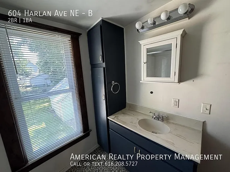 604 Harlan Ave NE #B — Photo 11