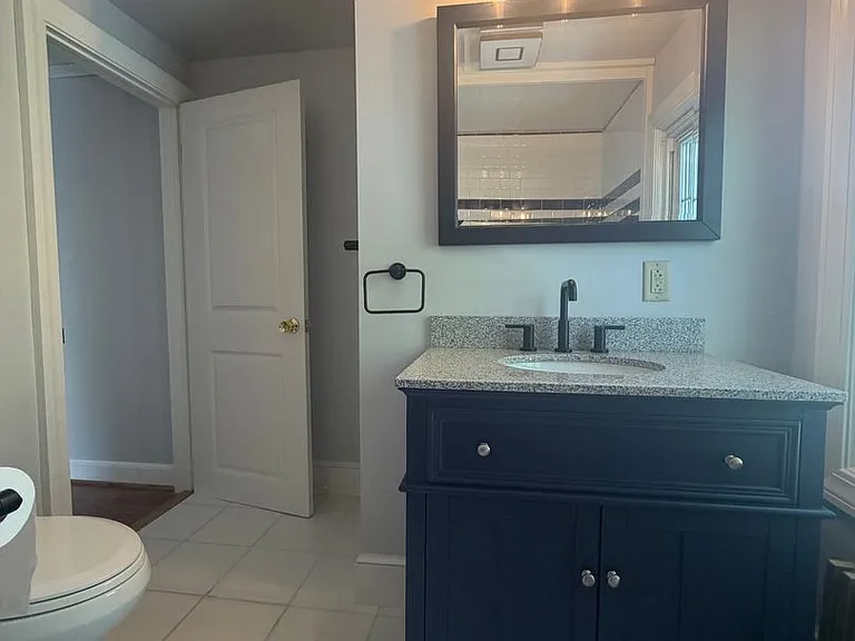 90 Allengate Ave — Photo 8