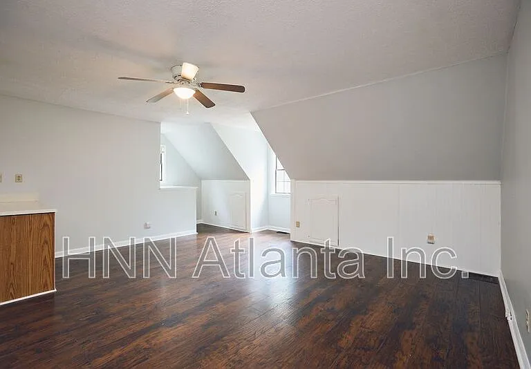 2838 Mitchell Pl #GARAGE APPT- B — Photo 5