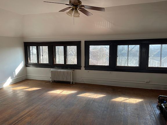 2nd image of 64 Grand Ave #4