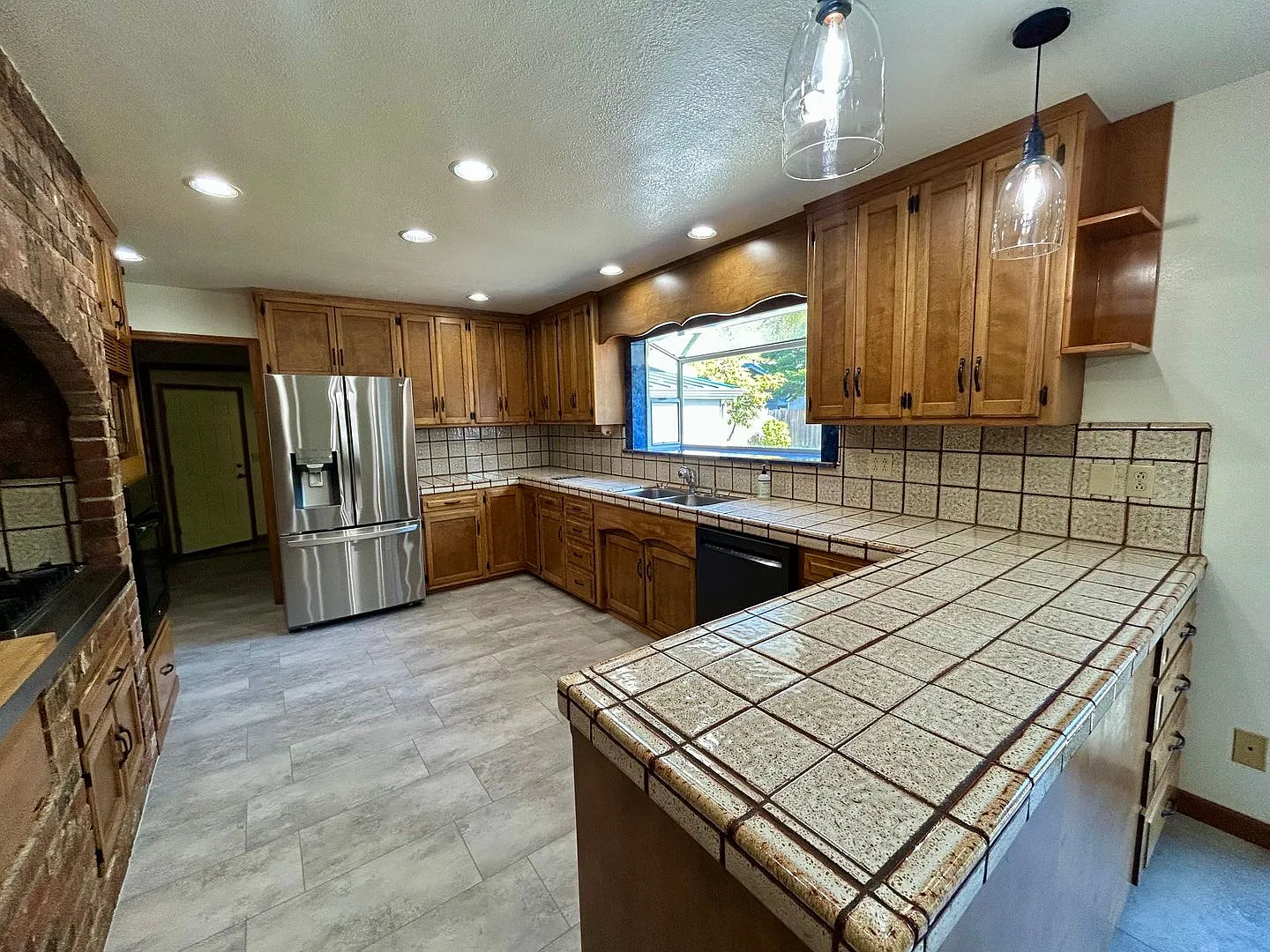 5166 Graveline Rd — Photo 4