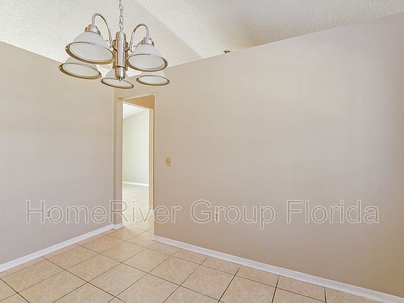 5th image of 1053 Seminole Creek Dr