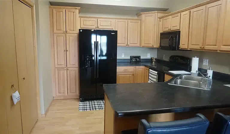 1092 Walnut Ave #210 — Photo 17