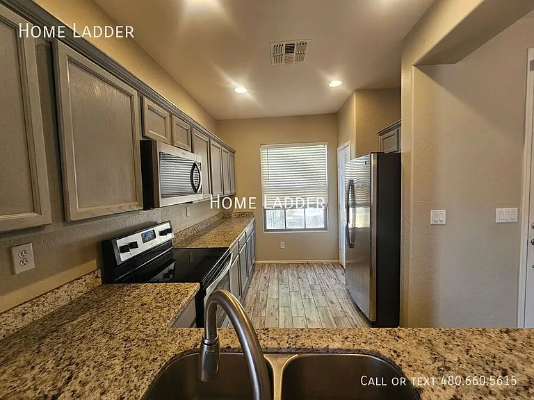39746 N Cross Timbers Way — Photo 5