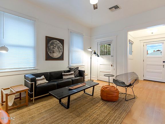 3rd image of 621 N 7th Ave