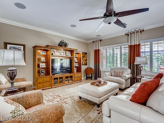 4th image of 2441 Wisconsin Dells Dr