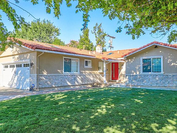 2nd image of 2098 Arrowood Ln