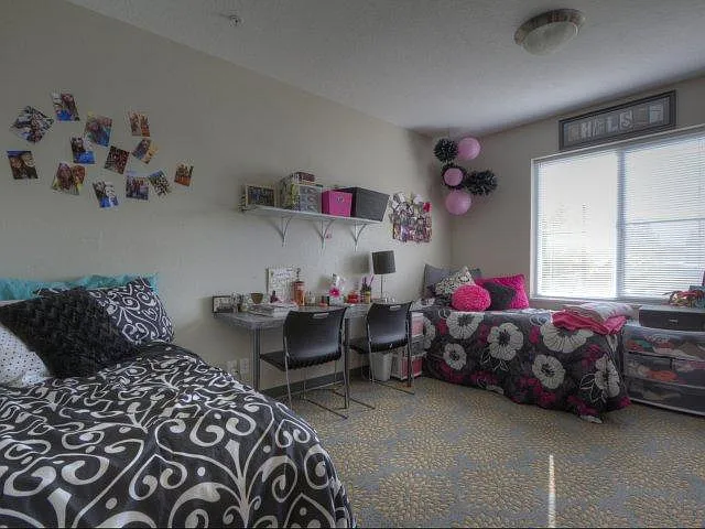 168 N 300 E — Photo 6