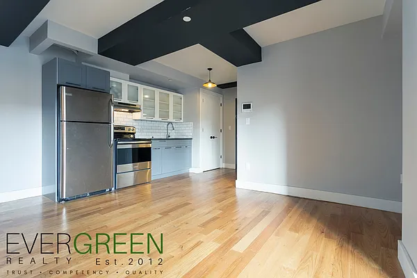 Rented by ERNY LLC | media 16