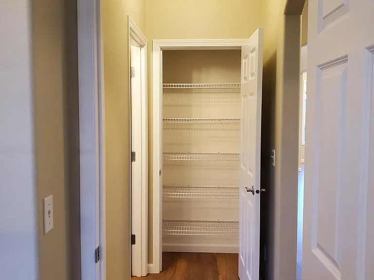 1203 NE 161st Ct — Photo 10