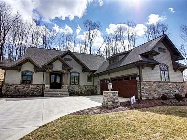 1842 Sugar Maple Pl, Sugarcreek Township, OH 45305