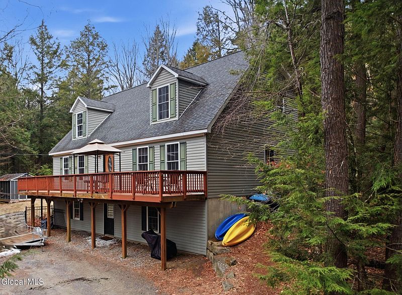 2nd image of 50 Kingsley Lane