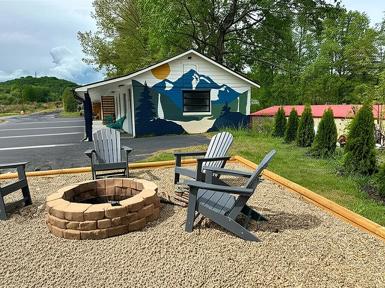 3108 Georgia Rd — Photo 5