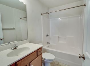 1522 Langdon Village Dr, Clemmons, NC 27012